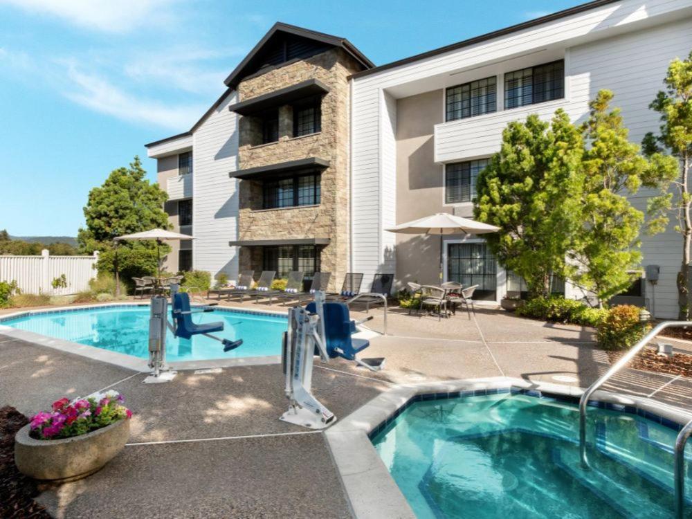 Napa Winery Inn Bagian luar foto